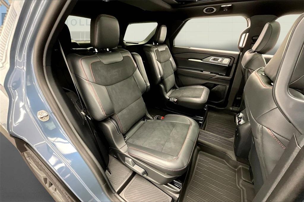 new 2025 Ford Explorer car, priced at $63,780