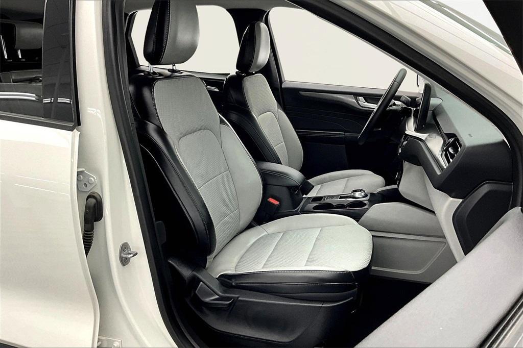 used 2023 Ford Escape car, priced at $28,164