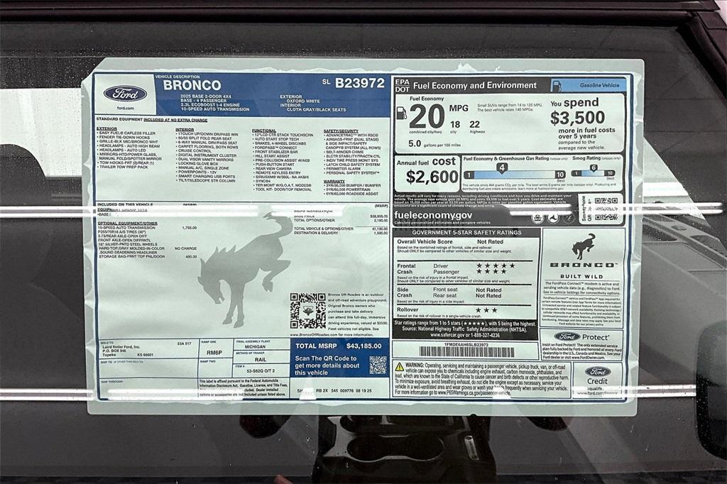 new 2025 Ford Bronco car, priced at $40,162