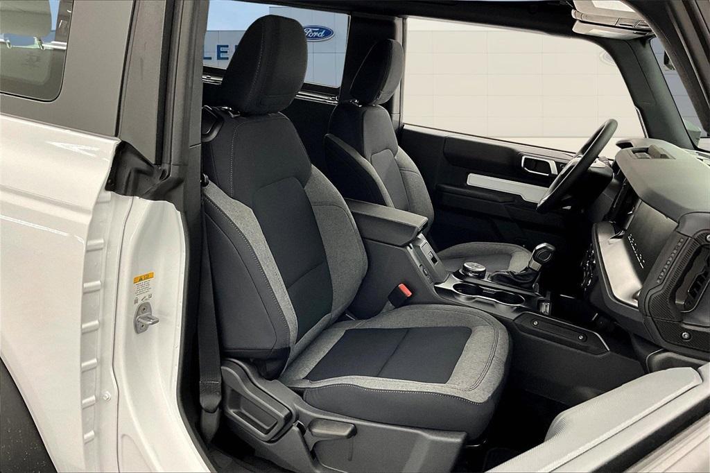 new 2025 Ford Bronco car, priced at $40,162