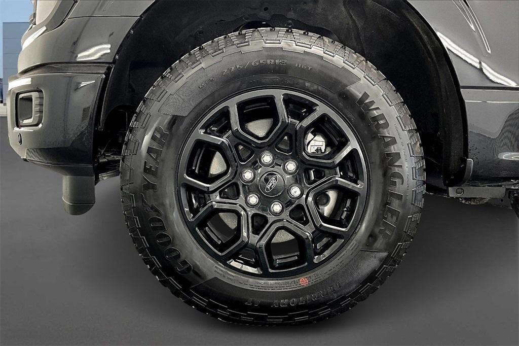 new 2025 Ford F-150 car, priced at $54,282