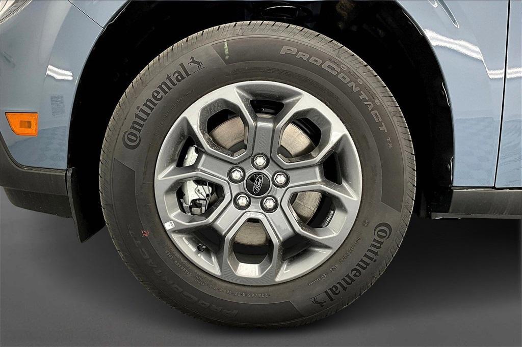 new 2025 Ford Maverick car, priced at $29,856