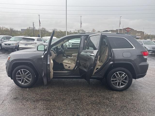 used 2021 Jeep Grand Cherokee car, priced at $27,999