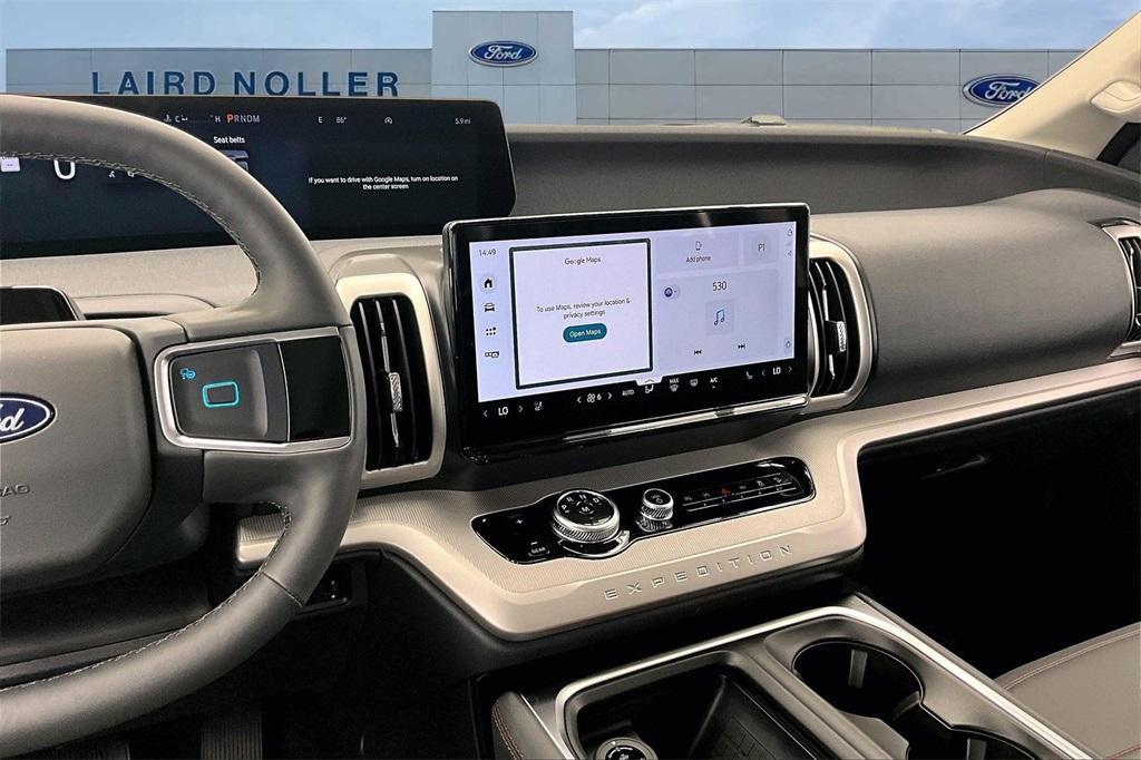 new 2025 Ford Expedition car, priced at $71,513