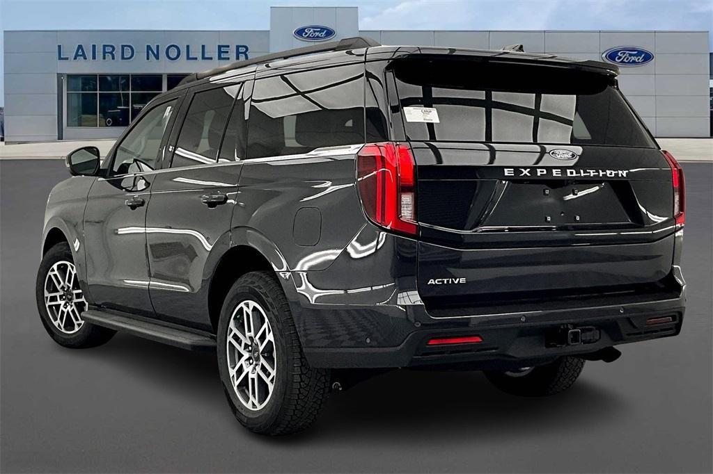 new 2025 Ford Expedition car, priced at $71,513