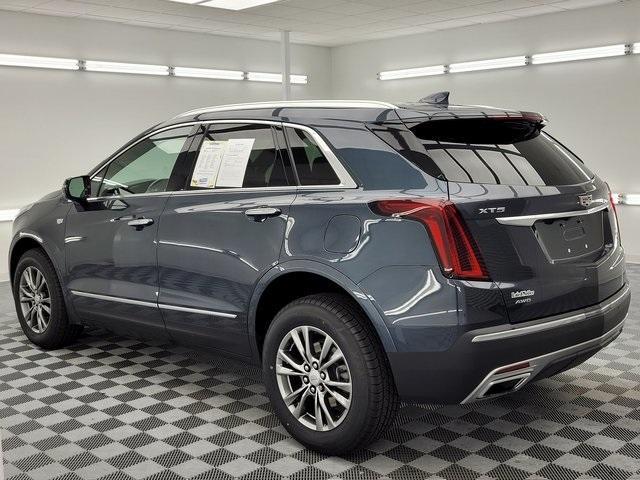 used 2021 Cadillac XT5 car, priced at $30,299