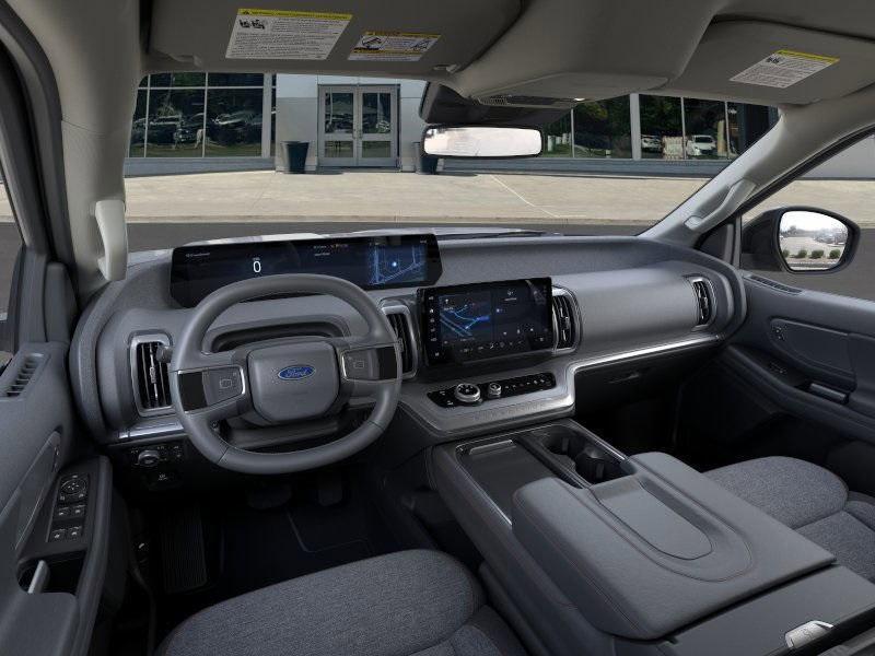 new 2025 Ford Expedition car, priced at $67,177