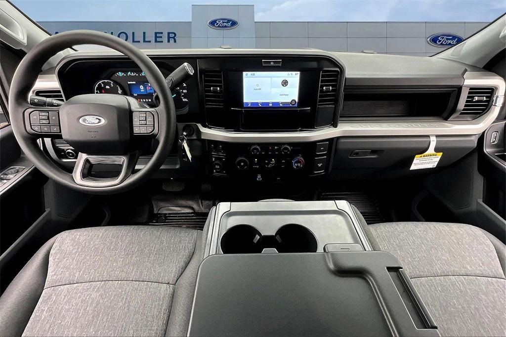 new 2025 Ford F-350 car, priced at $65,319