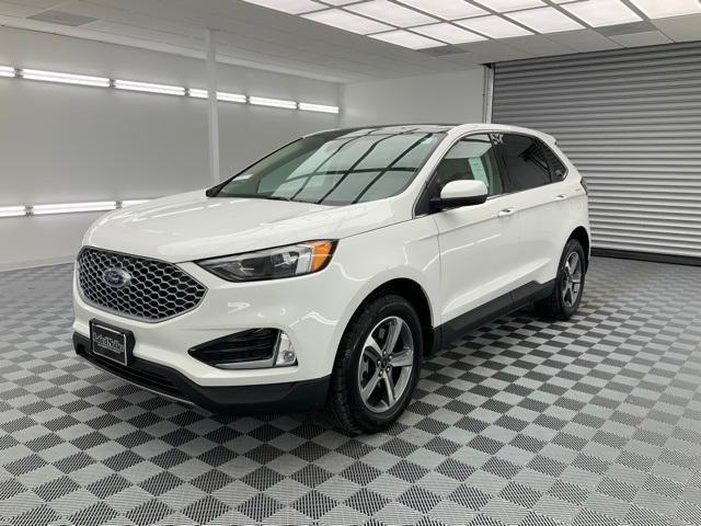new 2024 Ford Edge car, priced at $42,436