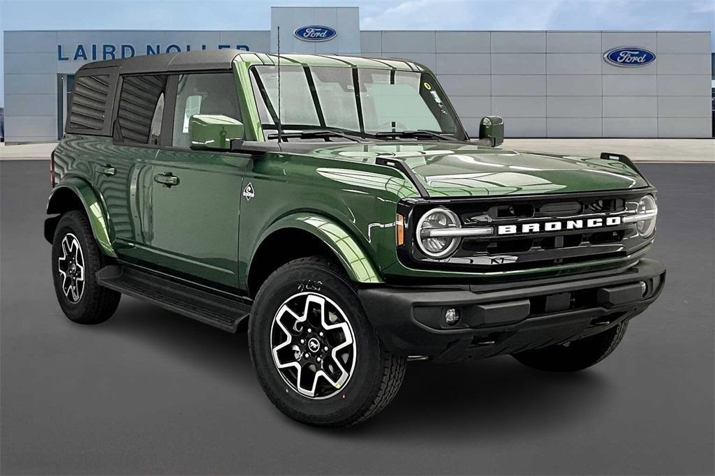 new 2025 Ford Bronco car, priced at $49,364