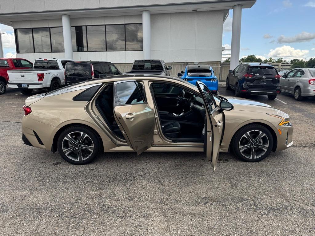 used 2021 Kia K5 car, priced at $23,991