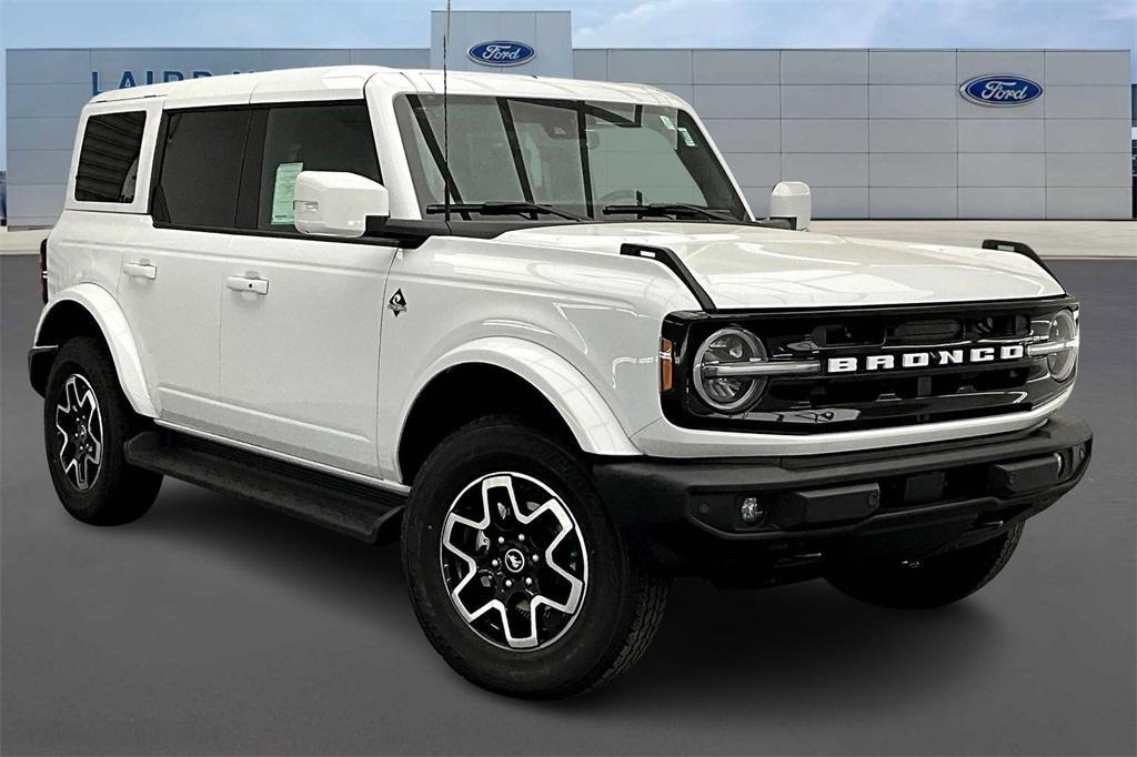 new 2025 Ford Bronco car, priced at $51,832