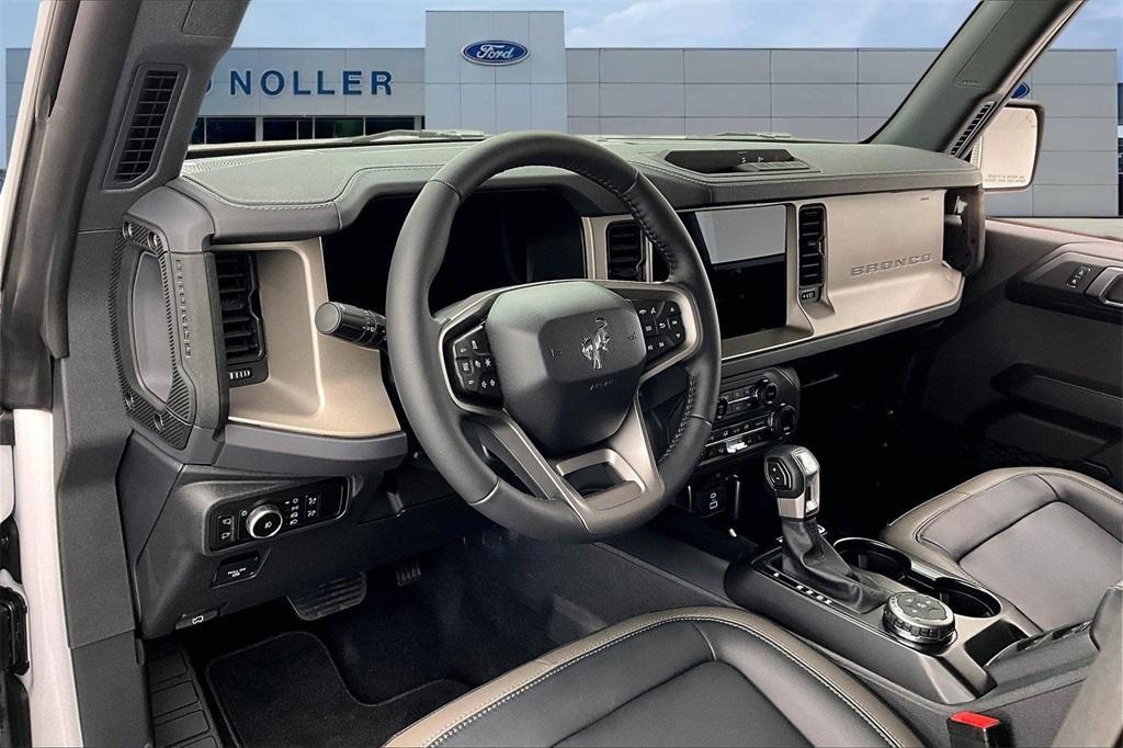 new 2025 Ford Bronco car, priced at $51,832