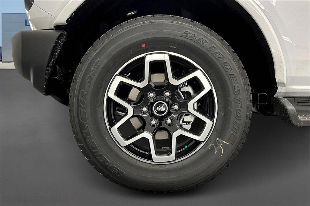 new 2025 Ford Bronco car, priced at $51,832