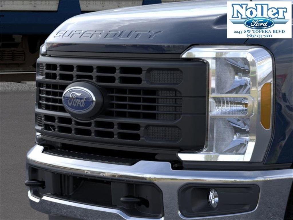 new 2025 Ford F-250 car, priced at $53,230