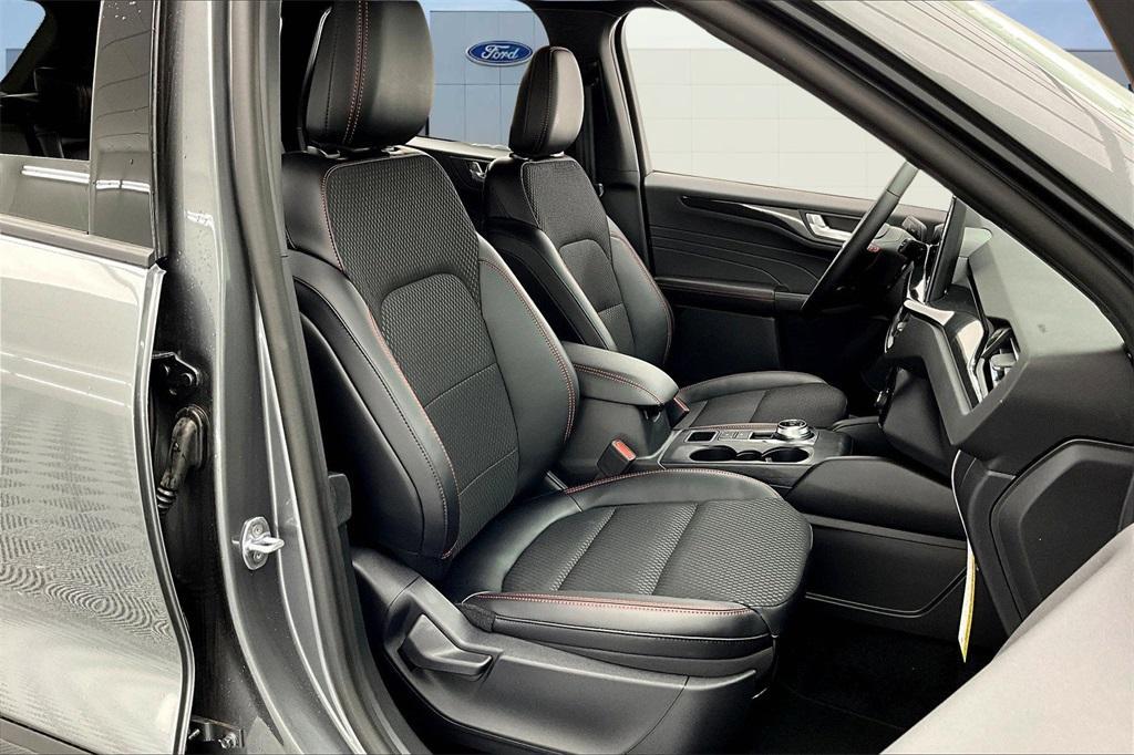 new 2025 Ford Escape car, priced at $29,430