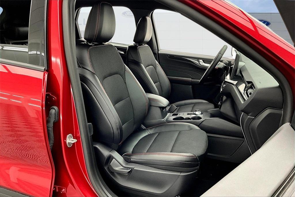 new 2025 Ford Escape car, priced at $30,264