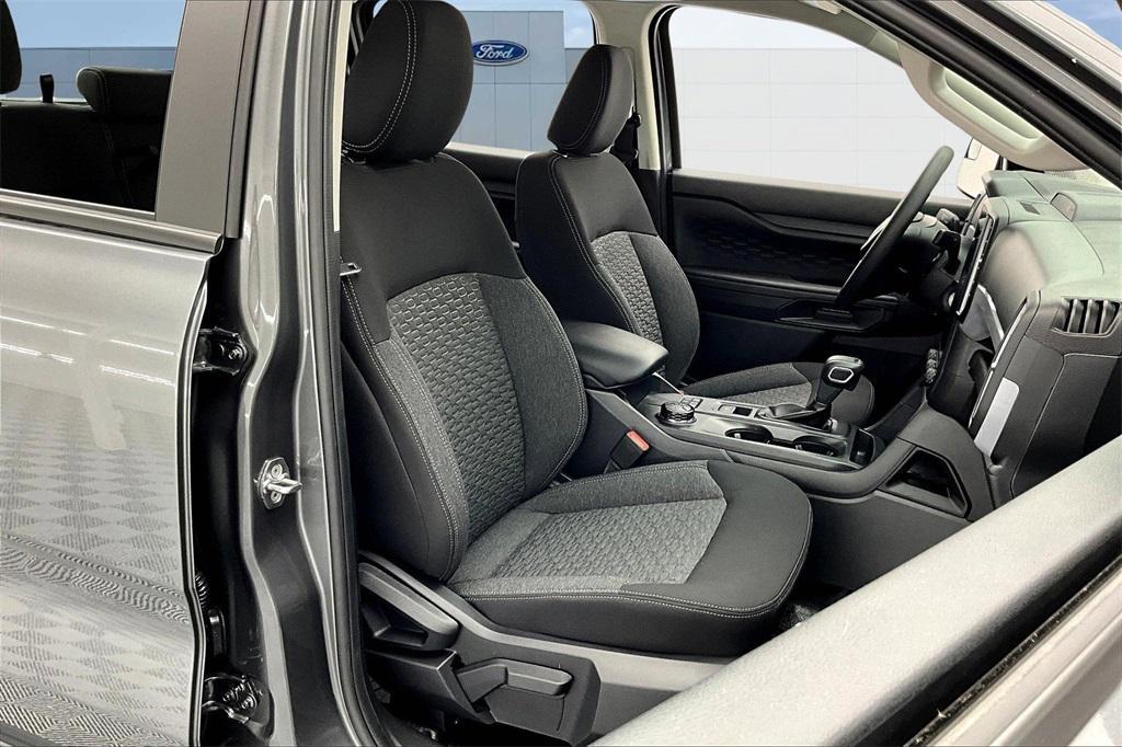 new 2025 Ford Ranger car, priced at $35,652