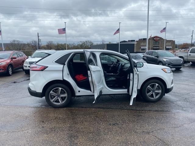 used 2021 Ford Edge car, priced at $24,934