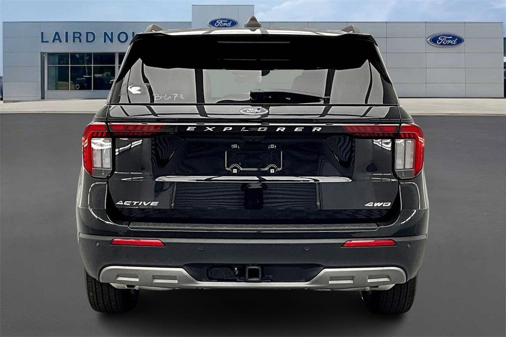 new 2025 Ford Explorer car, priced at $47,382