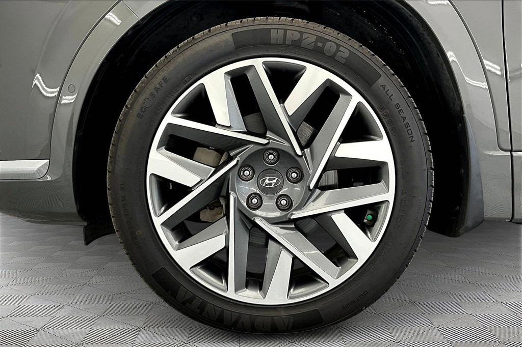 used 2022 Hyundai Santa Fe car, priced at $25,300