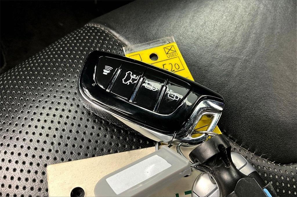 used 2022 Hyundai Santa Fe car, priced at $25,300