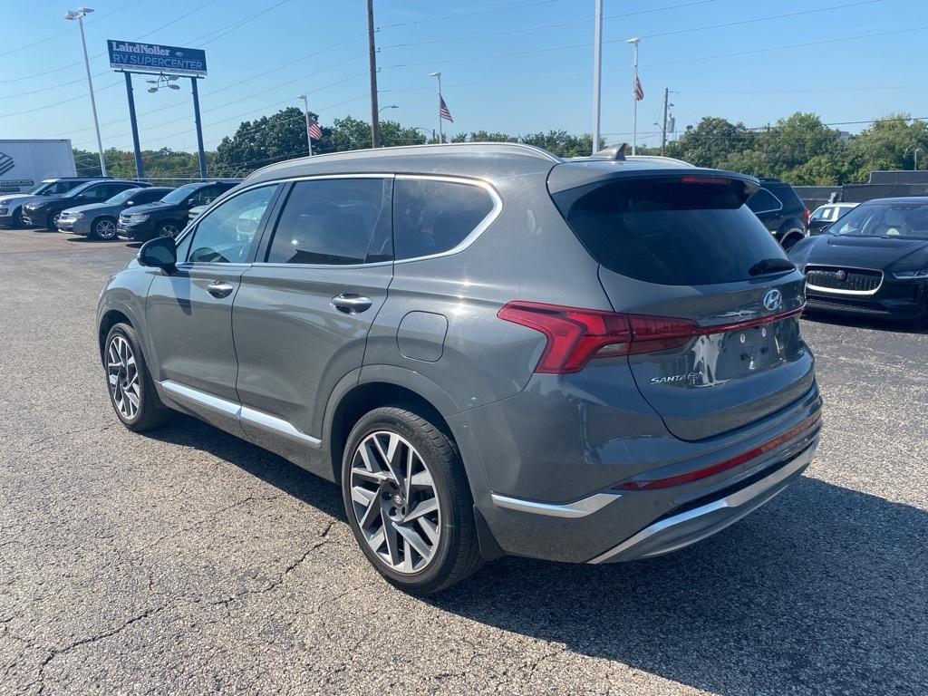 used 2022 Hyundai Santa Fe car, priced at $26,000