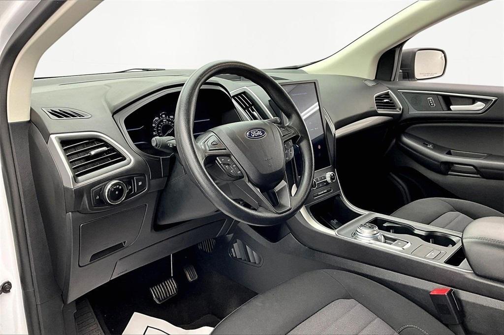 used 2024 Ford Edge car, priced at $26,504