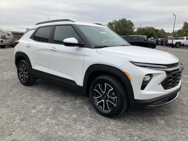 new 2025 Chevrolet TrailBlazer car, priced at $50,245