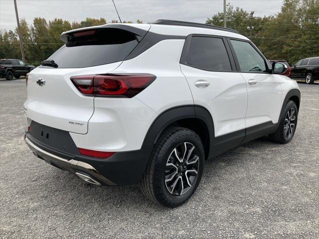 new 2025 Chevrolet TrailBlazer car, priced at $50,245