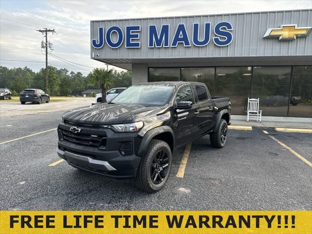 new 2024 Chevrolet Colorado car, priced at $43,105