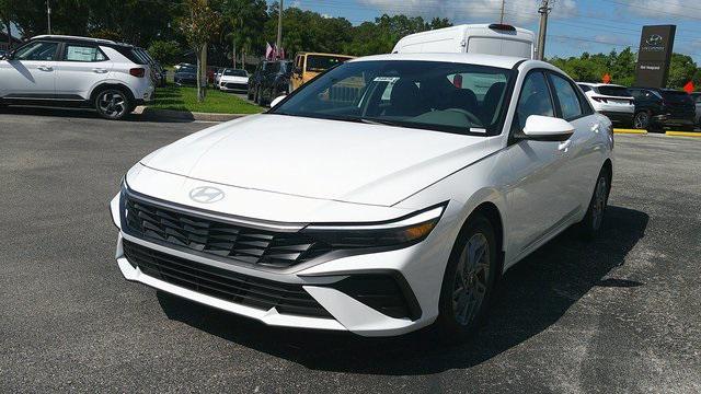 new 2024 Hyundai Elantra car, priced at $24,977