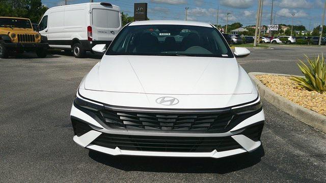 new 2024 Hyundai Elantra car, priced at $24,977