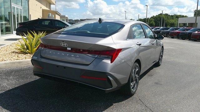 new 2024 Hyundai Elantra car, priced at $26,220