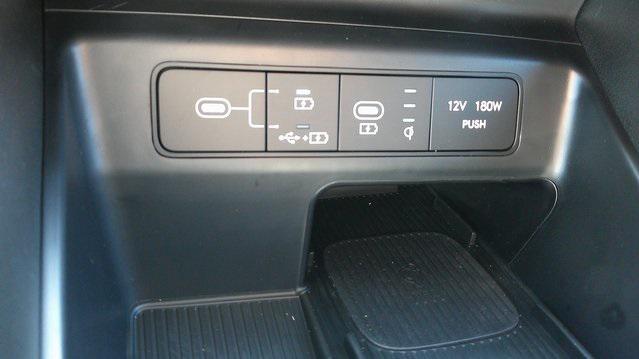 new 2025 Hyundai Tucson car, priced at $35,015