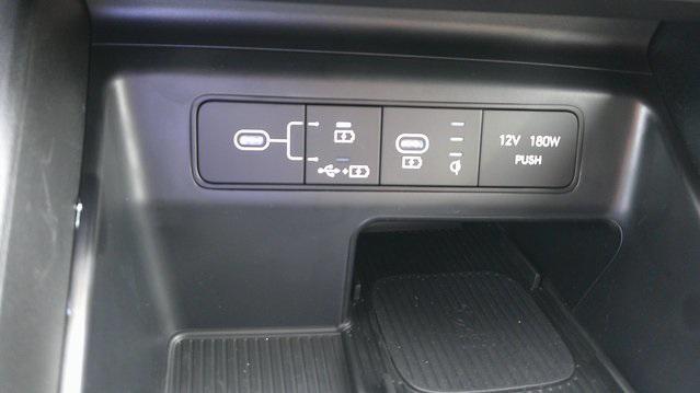 new 2025 Hyundai Tucson car, priced at $31,901