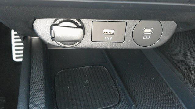 new 2025 Hyundai Elantra car, priced at $24,304