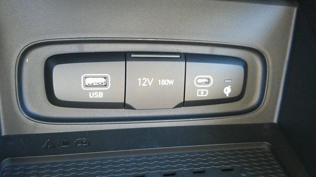 new 2025 Hyundai Venue car, priced at $24,824