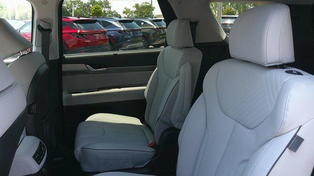 new 2025 Hyundai Palisade car, priced at $45,305