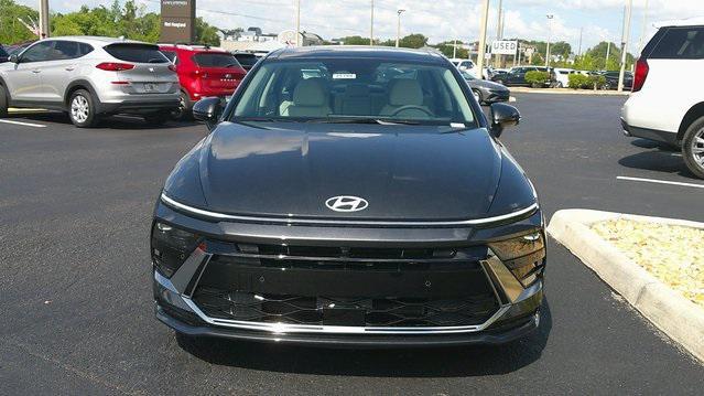 new 2025 Hyundai Sonata Hybrid car, priced at $38,546