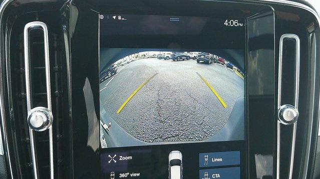 used 2021 Volvo XC40 car, priced at $21,400