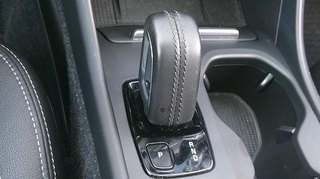used 2021 Volvo XC40 car, priced at $21,400