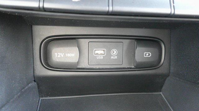 used 2020 Hyundai Santa Fe car, priced at $17,900