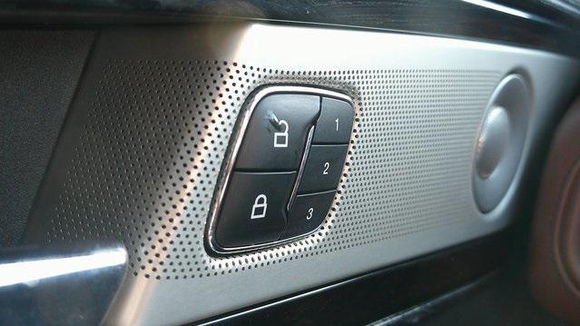 used 2021 Lincoln Nautilus car, priced at $33,500