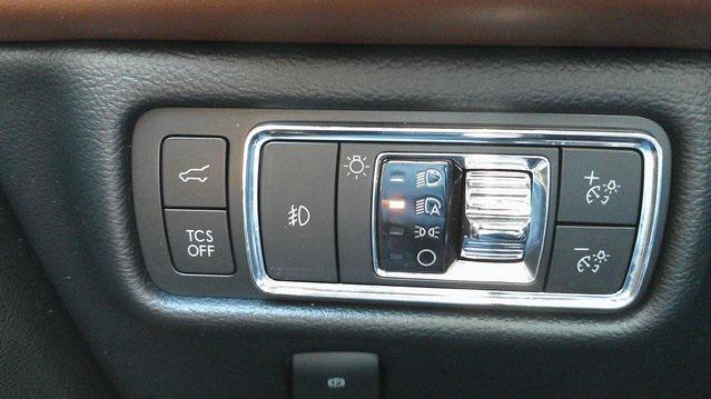 used 2021 Lincoln Nautilus car, priced at $33,500