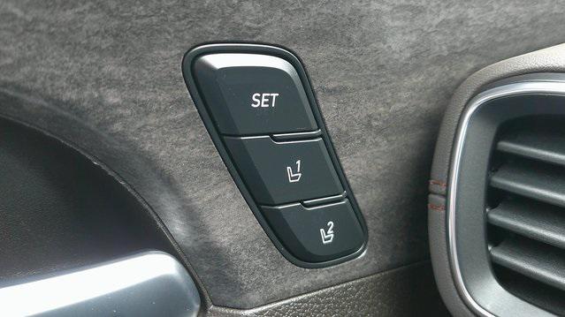 used 2020 Hyundai Santa Fe car, priced at $22,900