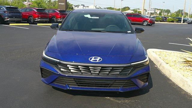new 2025 Hyundai Elantra car, priced at $24,304
