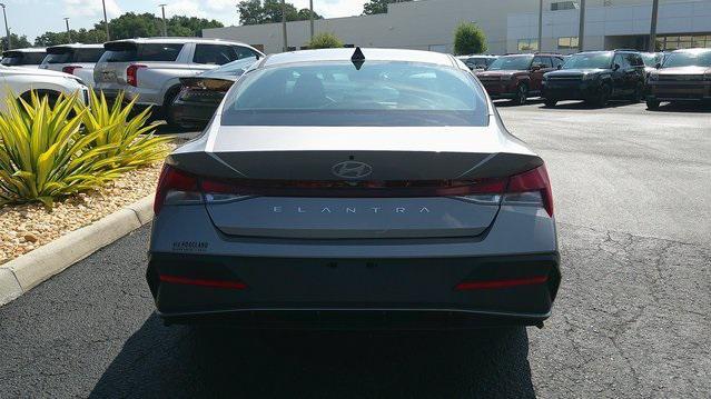 new 2025 Hyundai Elantra car, priced at $23,433