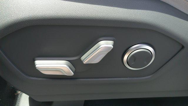 new 2025 Hyundai Santa Fe car, priced at $39,480