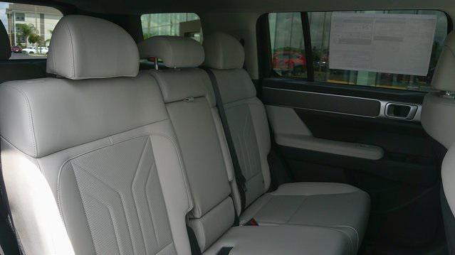 new 2025 Hyundai Santa Fe car, priced at $39,480